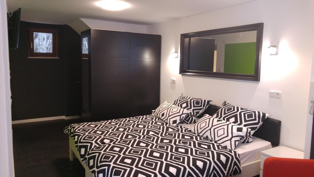 Apartment Rhein Main ホーホハイム・アム・マイン エクステリア 写真